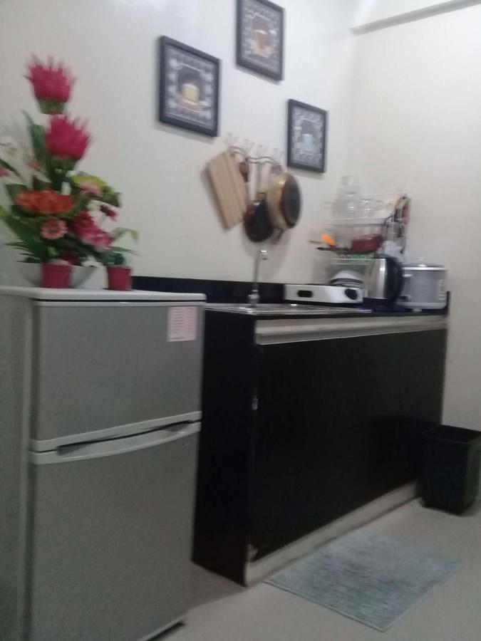 Ekonumi Rooms At Moonwalk Paranaque Paranaque City Extérieur photo