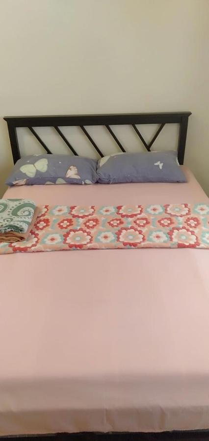Ekonumi Rooms At Moonwalk Paranaque Paranaque City Extérieur photo