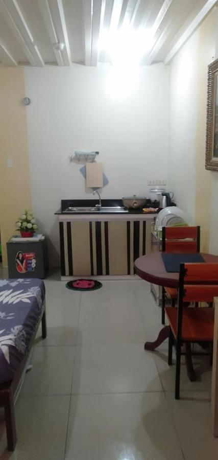 Ekonumi Rooms At Moonwalk Paranaque Paranaque City Extérieur photo