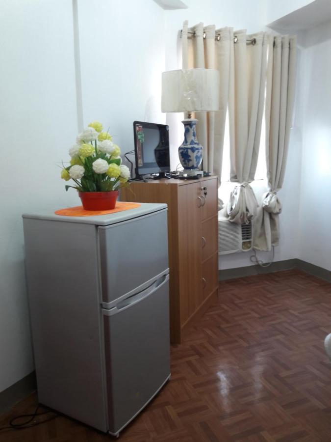 Ekonumi Rooms At Moonwalk Paranaque Paranaque City Extérieur photo
